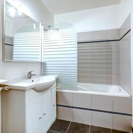 Apartament Bnbnova - Palais Royal & Louvre - 1br Paryż